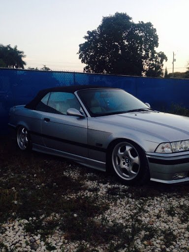 BMW E30 con BMW Styling 23 con BMW Styling 23