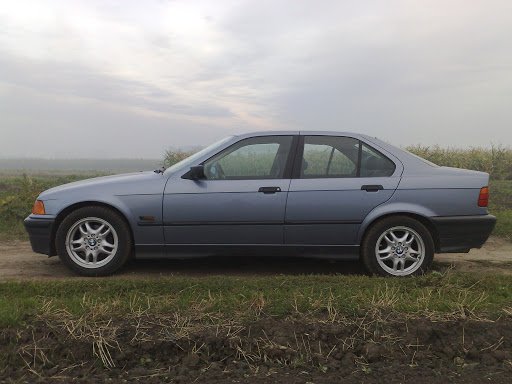 BMW E21 con BMW Styling 30 con BMW Styling 30