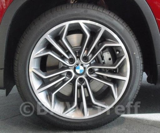 BMW E32 con BMW Styling 323 con BMW Styling 323