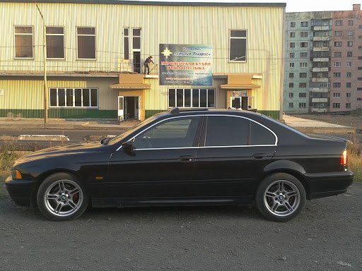 BMW E30 con BMW Styling 66 con BMW Styling 66