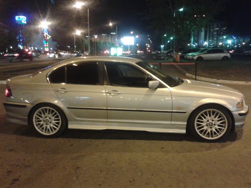 BMW E34 con BMW Styling 85 con BMW Styling 85